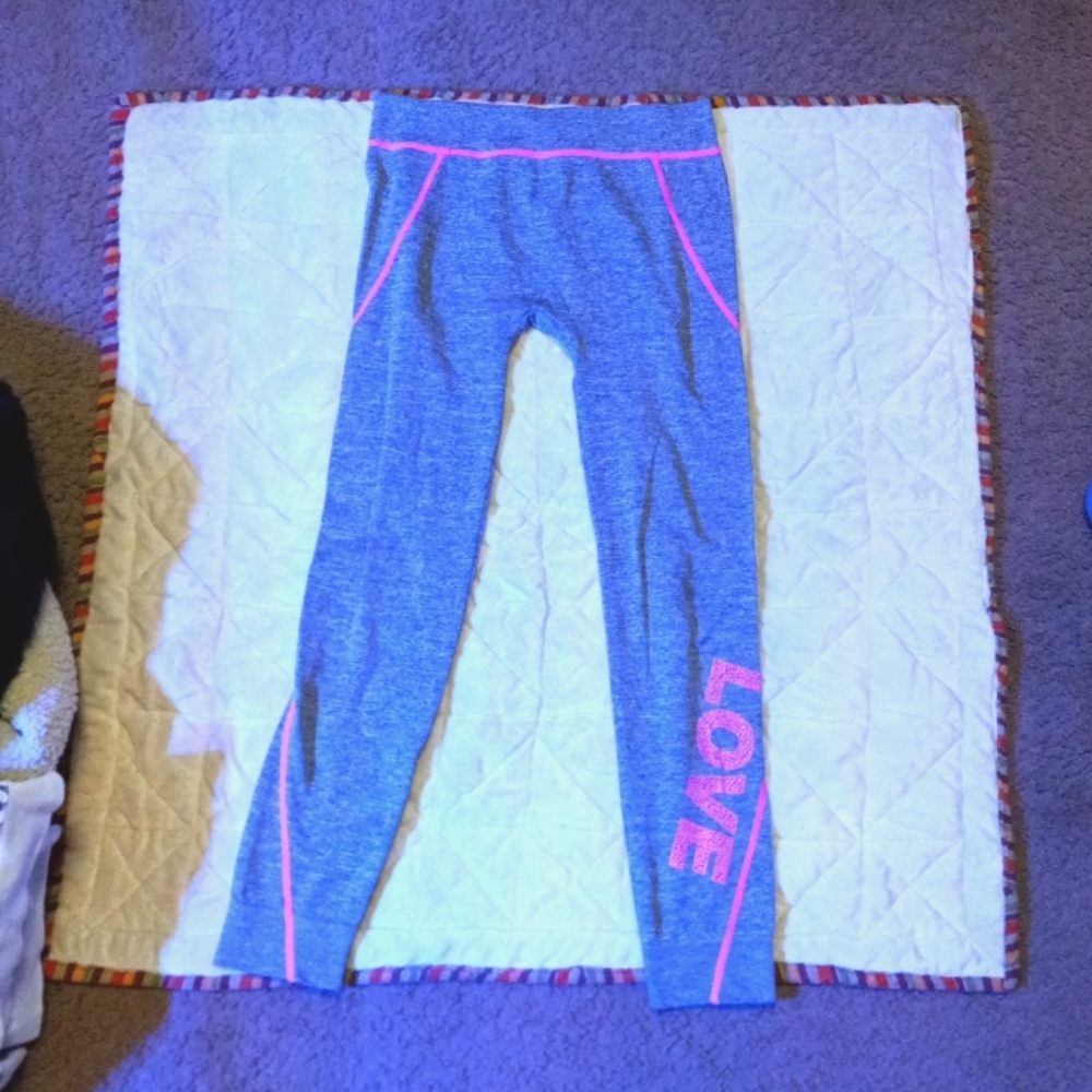 Soho Hido leggings gray and pink size 10/12